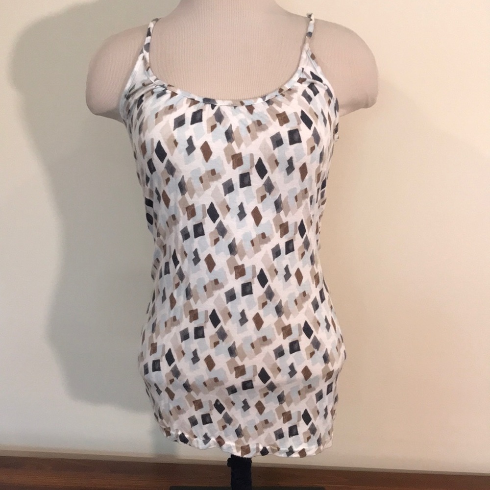 3 for $15 or 5 for $25 🌺🛍
Old Navy Tank